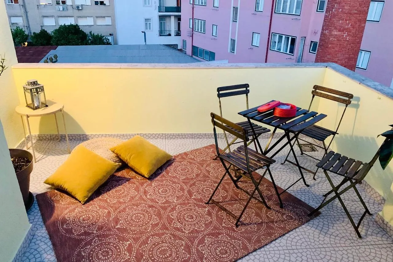 Jolly Jolie W Terrace Appartement Lissabon